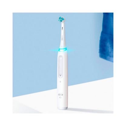 Braun - Oral-B Toothbrush (IO4S)